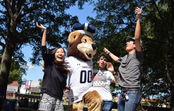 odu-students-big-blue